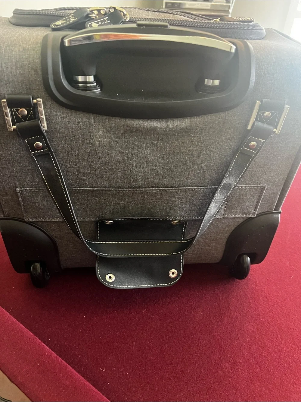 London Fog Gray Underseat Rolling Carry-On Luggage Bag  NEW